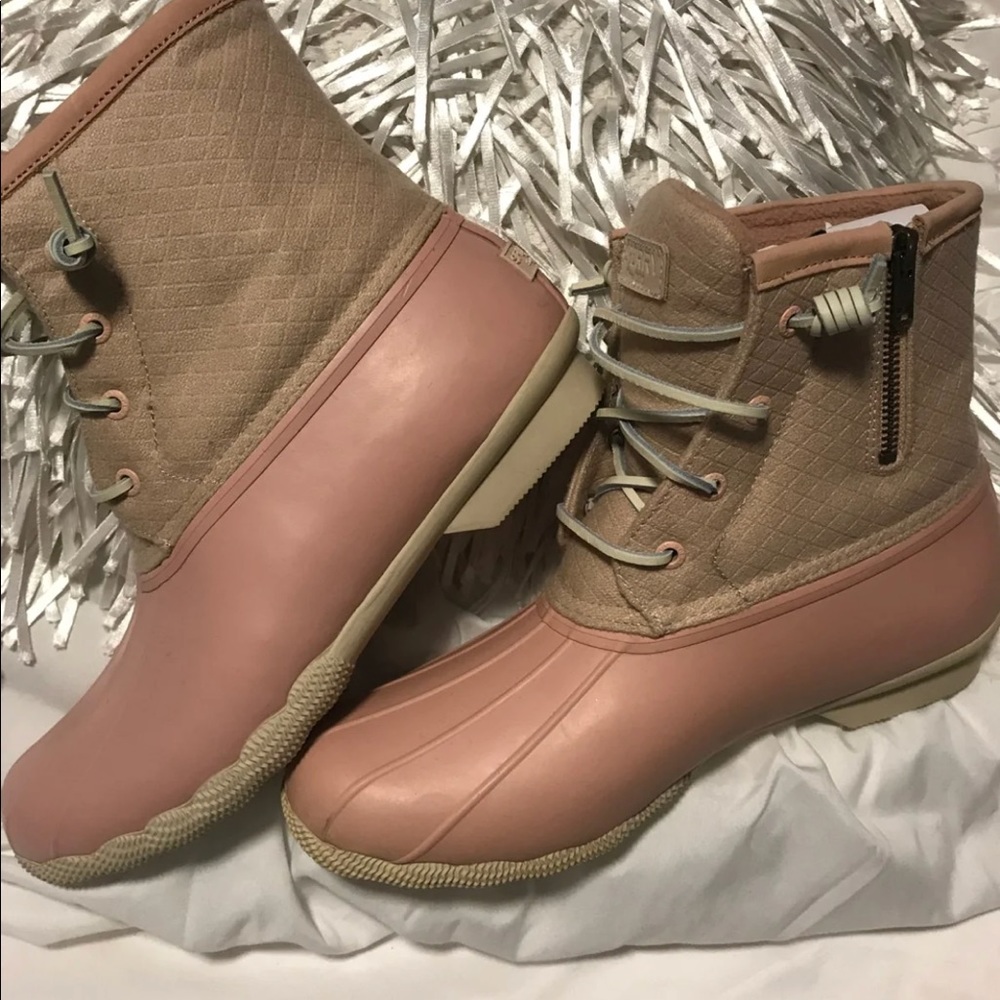 Sperry Duck boots !! Brand new in box